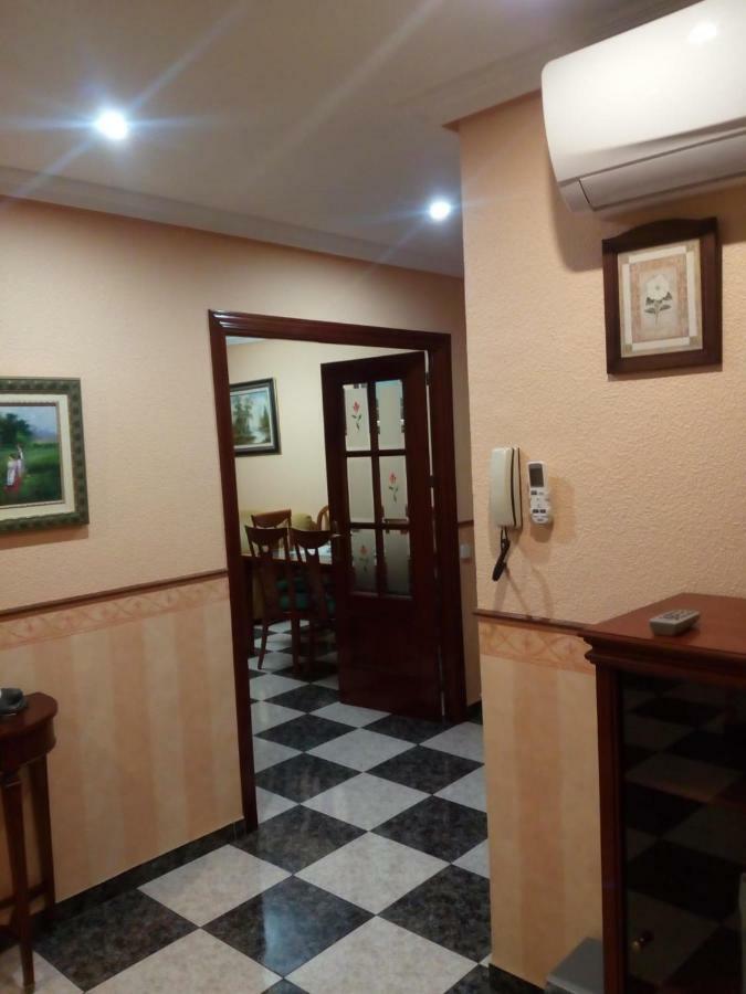 Apartamento Turistico Antigua Universidad Almagro Ngoại thất bức ảnh